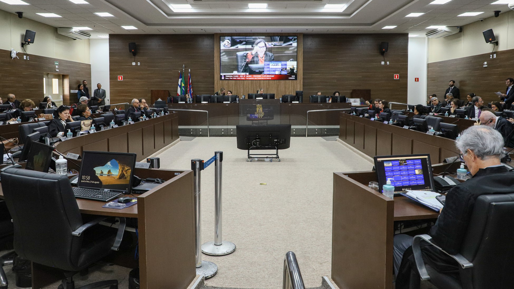 Tribunal Pleno aprova, por unanimidade, Plano de Carreira, Cargos e Vencimentos dos servidores do TJBA     