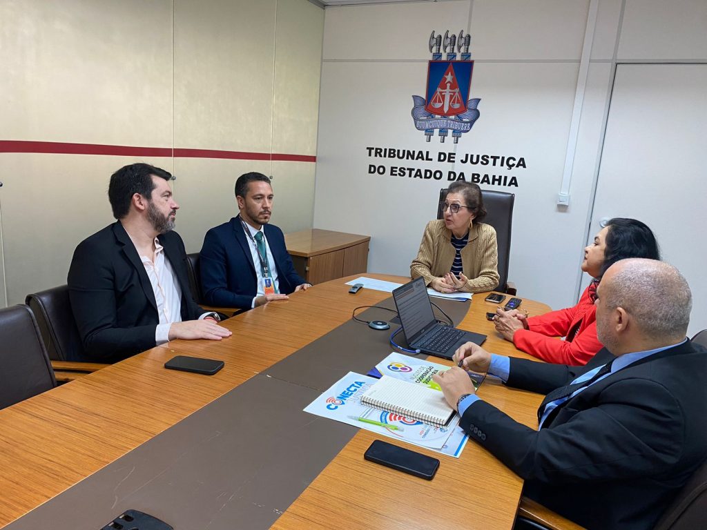 Núcleo de Cooperação Judiciária do TJBA e Faculdade UNIME Anhanguera unem forças para ampliar o Projeto Conecta Justiça   