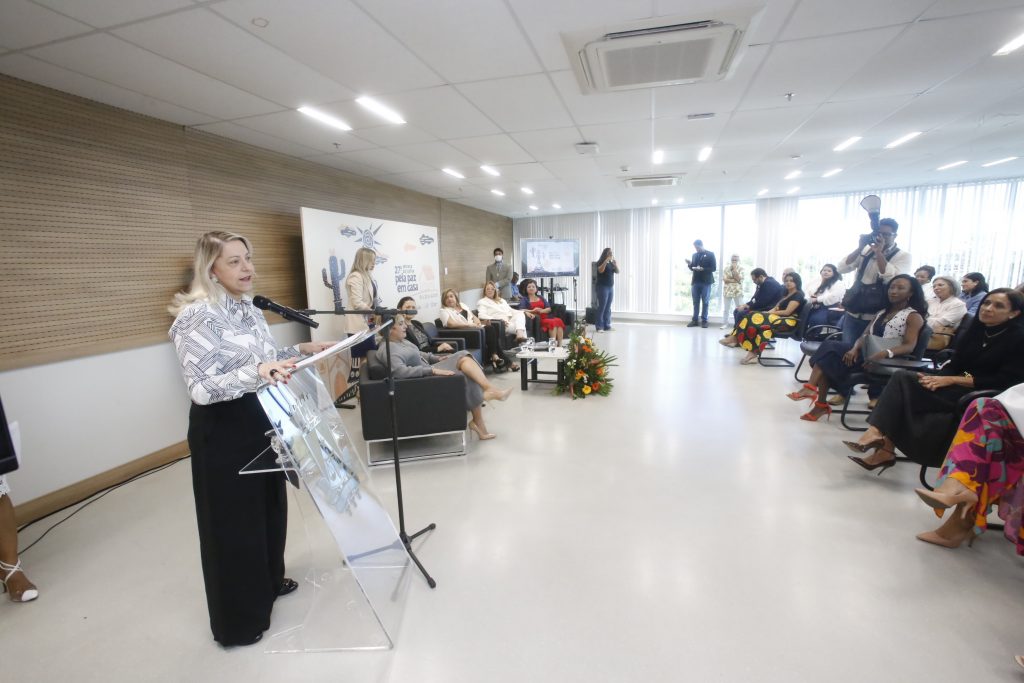 Primeiros dois dias da 27ª Semana da Justiça pela Paz em Casa integram ações e debates focados no cuidado e no suporte da mulher  