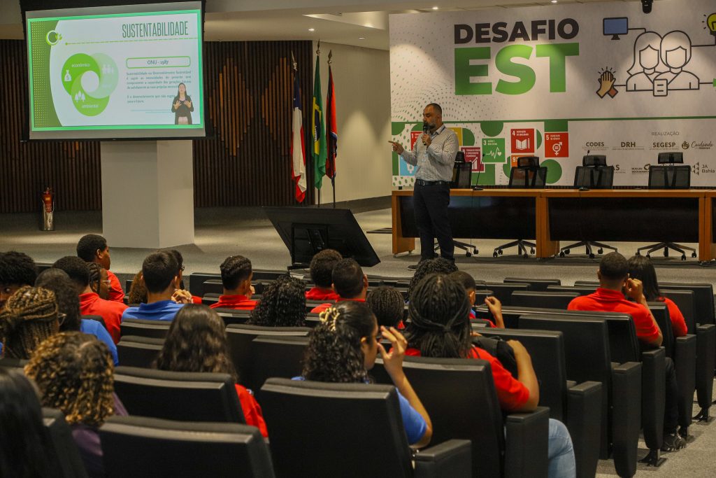 TJBA inicia Semana do Estagiário com série de palestras; Desafio EST e Feira de Oportunidades integram a programação    