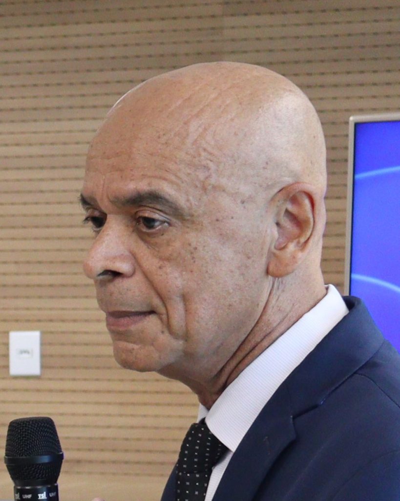 Presidente do TJBA realiza reunião para tratar de assuntos administrativos   