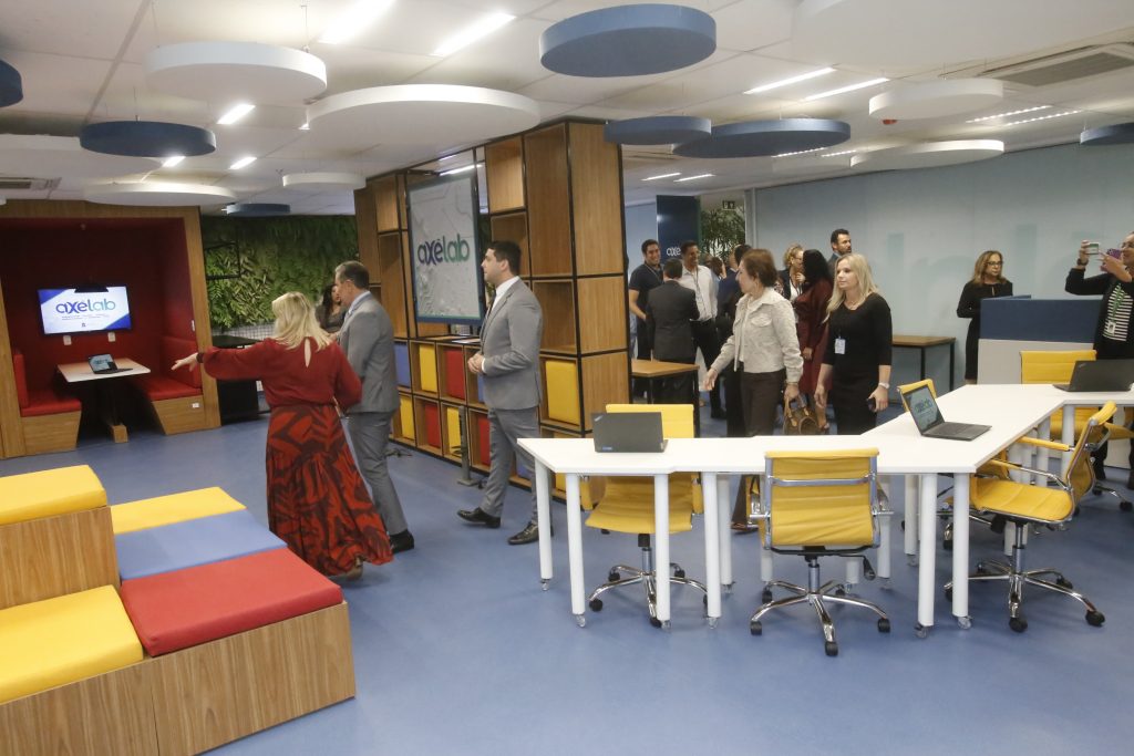 Presidente do TJBA inaugura laboratório de tecnologia e inovação: “o AxéLab proporcionará muitos projetos bons e que serão disseminados por todo país”  