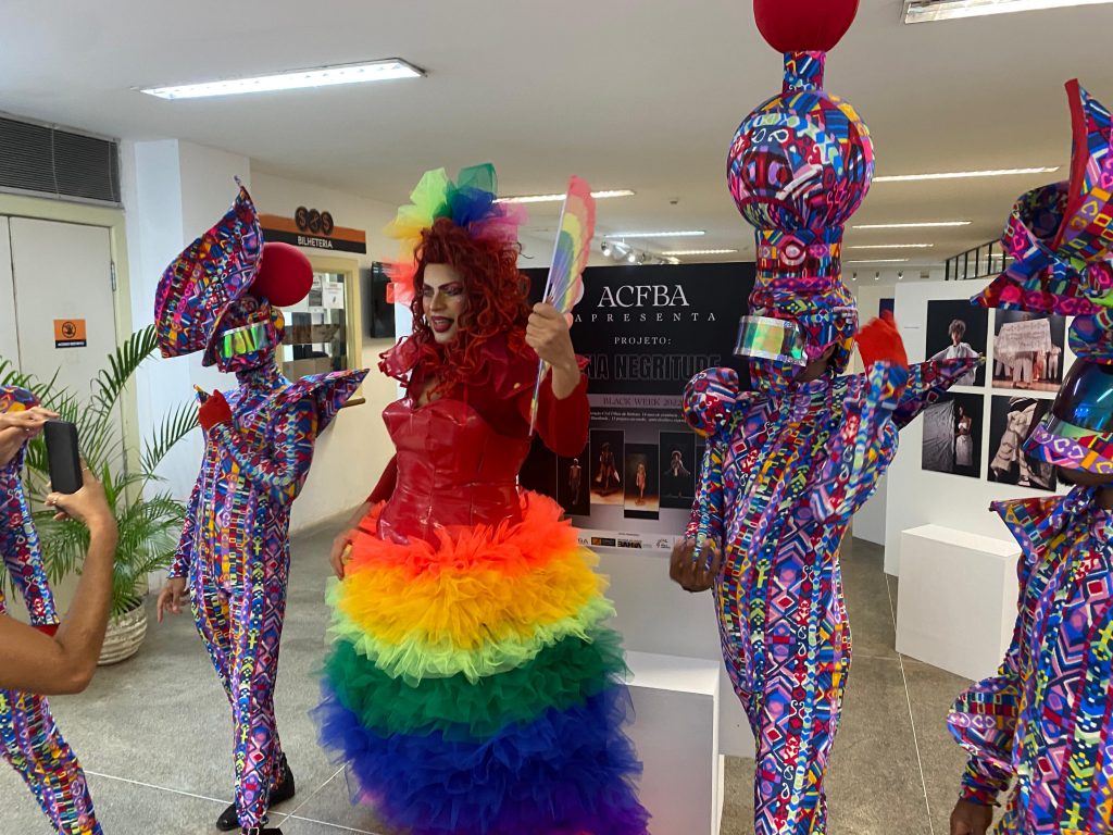Comissão do TJBA é homenageada com troféu no 12º Prêmio Ordem do Mérito Cultural da Diversidade LGBT+   