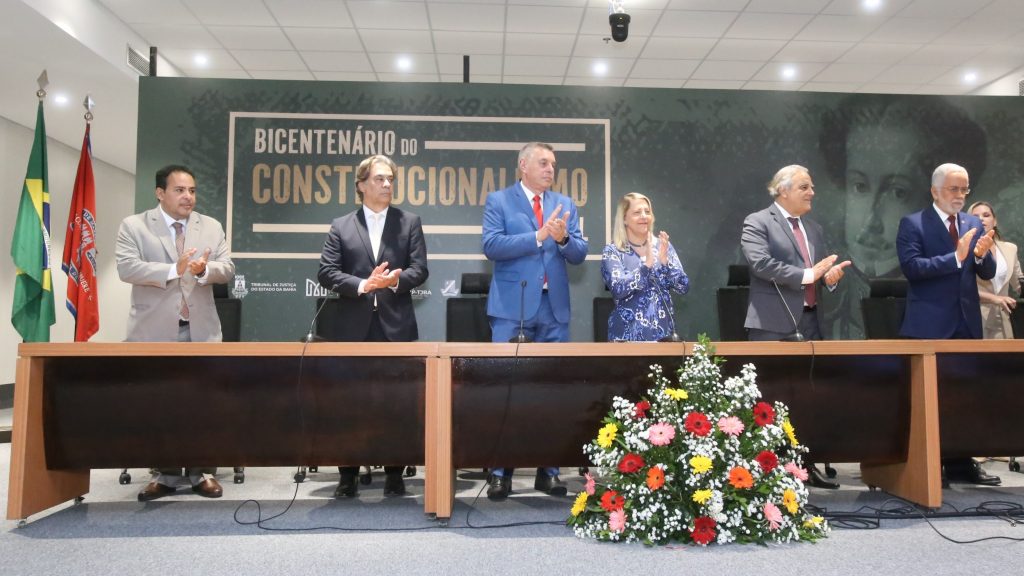 Evento Bicentenário do Constitucionalismo no Brasil discute a origem e as conexões do pensamento constitucional    
