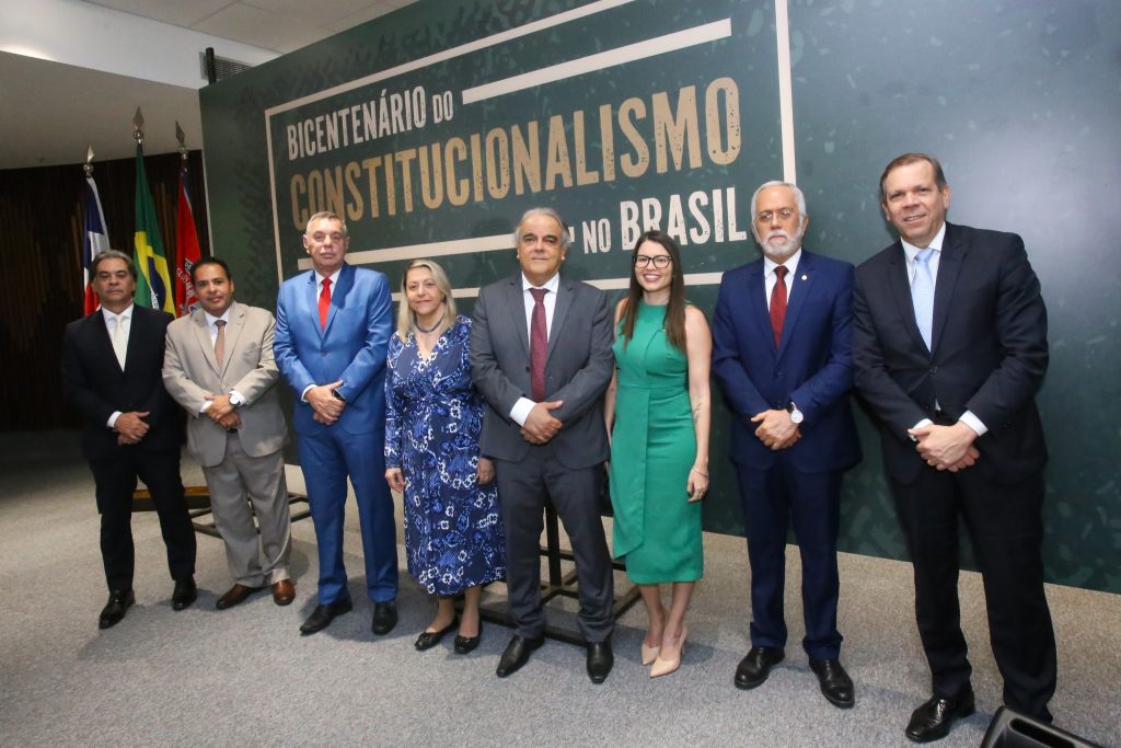 Evento Bicentenário do Constitucionalismo no Brasil discute a origem e as conexões do pensamento constitucional    
