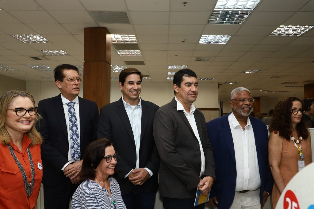 Desembargador do TJBA participa de inauguração da Central de Atendimento à Pessoa com Deficiência no SAC do Shopping da Bahia    