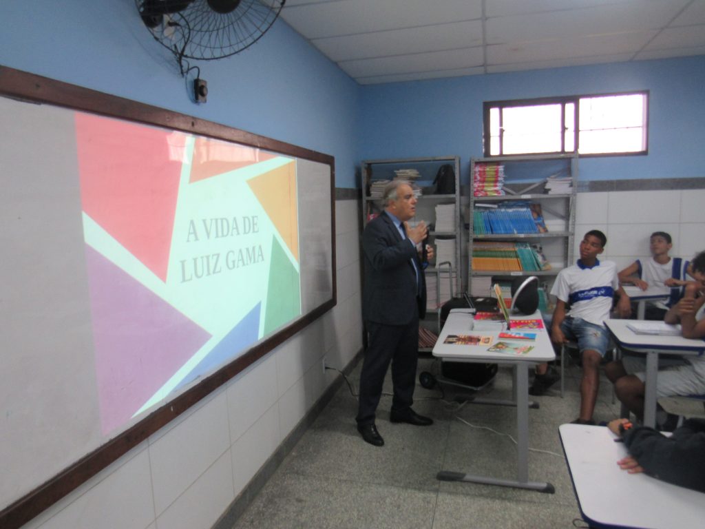 TJBA faz aula inaugural do Projeto “Luiz Gama: CIDIS nas Escolas” na Escola Municipal São Domingos Sávio, em Salvador