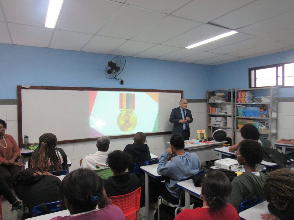 TJBA faz aula inaugural do Projeto “Luiz Gama: CIDIS nas Escolas” na Escola Municipal São Domingos Sávio, em Salvador