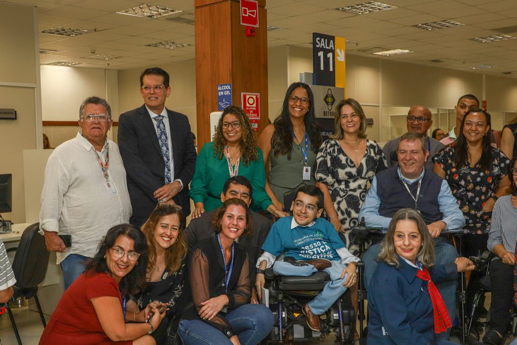 Desembargador do TJBA participa de inauguração da Central de Atendimento à Pessoa com Deficiência no SAC do Shopping da Bahia    