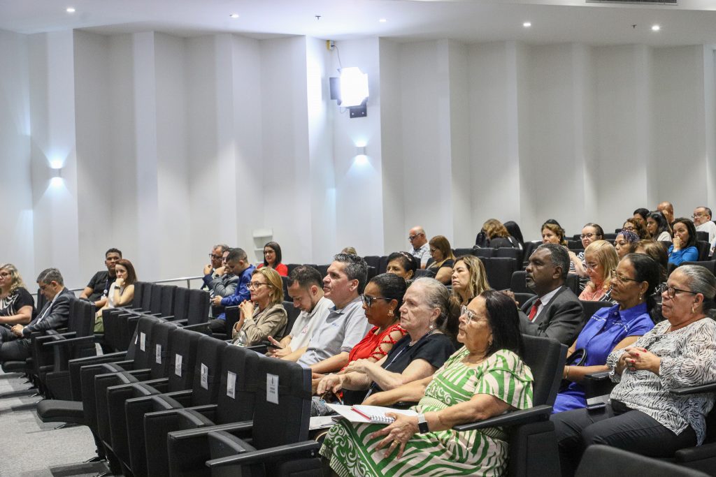 TJBA realiza aula inaugural do Programa Prosseguir