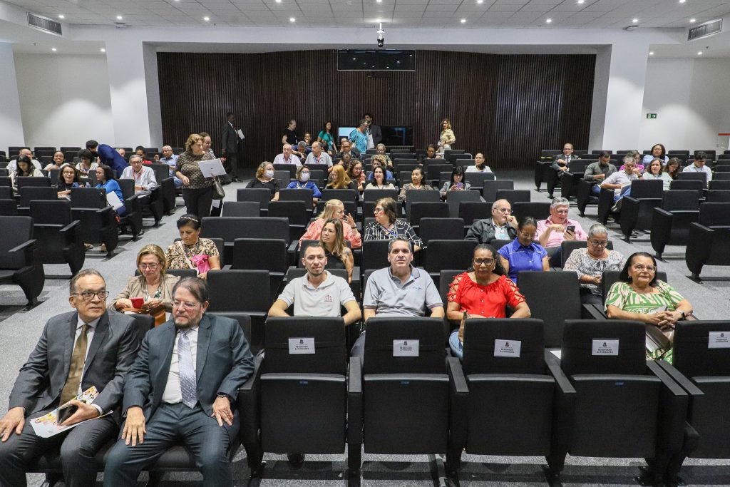 TJBA realiza aula inaugural do Programa Prosseguir