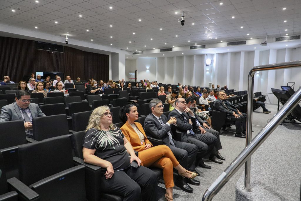 TJBA realiza aula inaugural do Programa Prosseguir