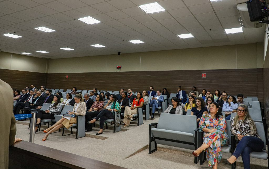 Presidente do TJBA apresenta funcionalidades do Eproc para Desembargadores da Corte   