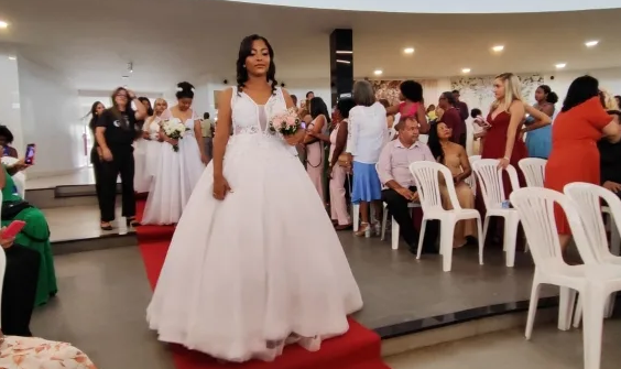 Comarca de Feira de Santana realiza casamento coletivo de 105 casais