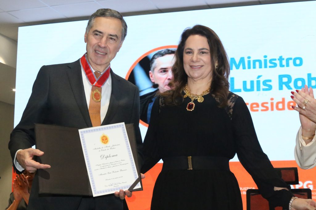 Presidente do STF e do CNJ, Ministro Luís Roberto Barroso, palestra no I Seminário da Linguagem Simples, promovido pelo TJBA: “Não devemos transformar a linguagem em um instrumento de poder e exclusão”    