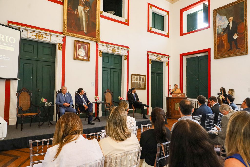Presidente e Desembargadoras do TJBA palestram no Seminário "Transação e Mediação no Direito Tributário"