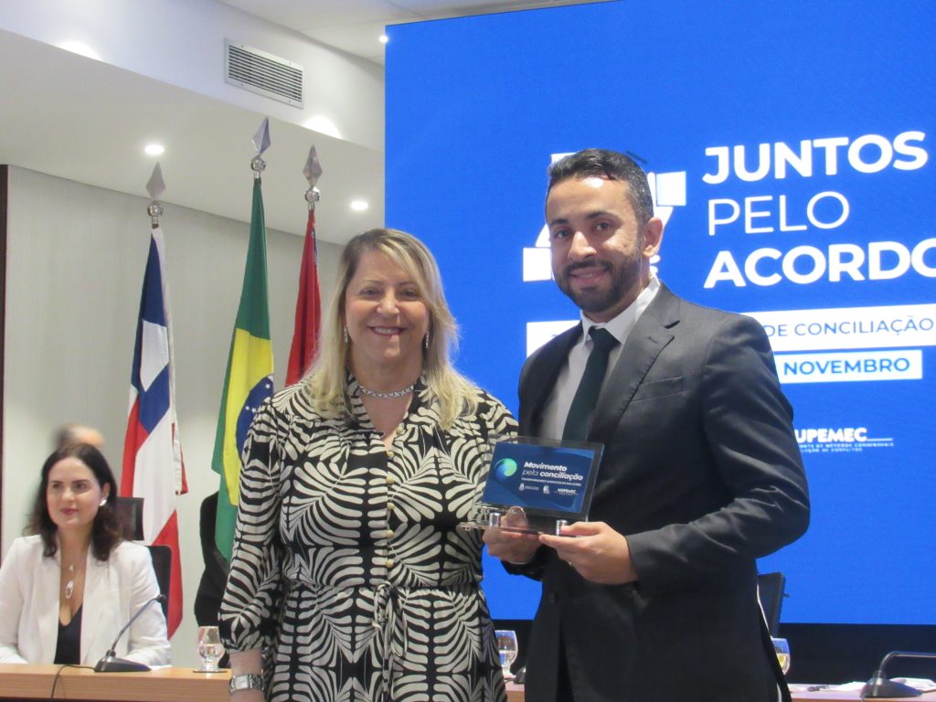 TJBA inicia Semanas de Conciliação; evento de abertura é marcado por premiação e assinatura de termo    