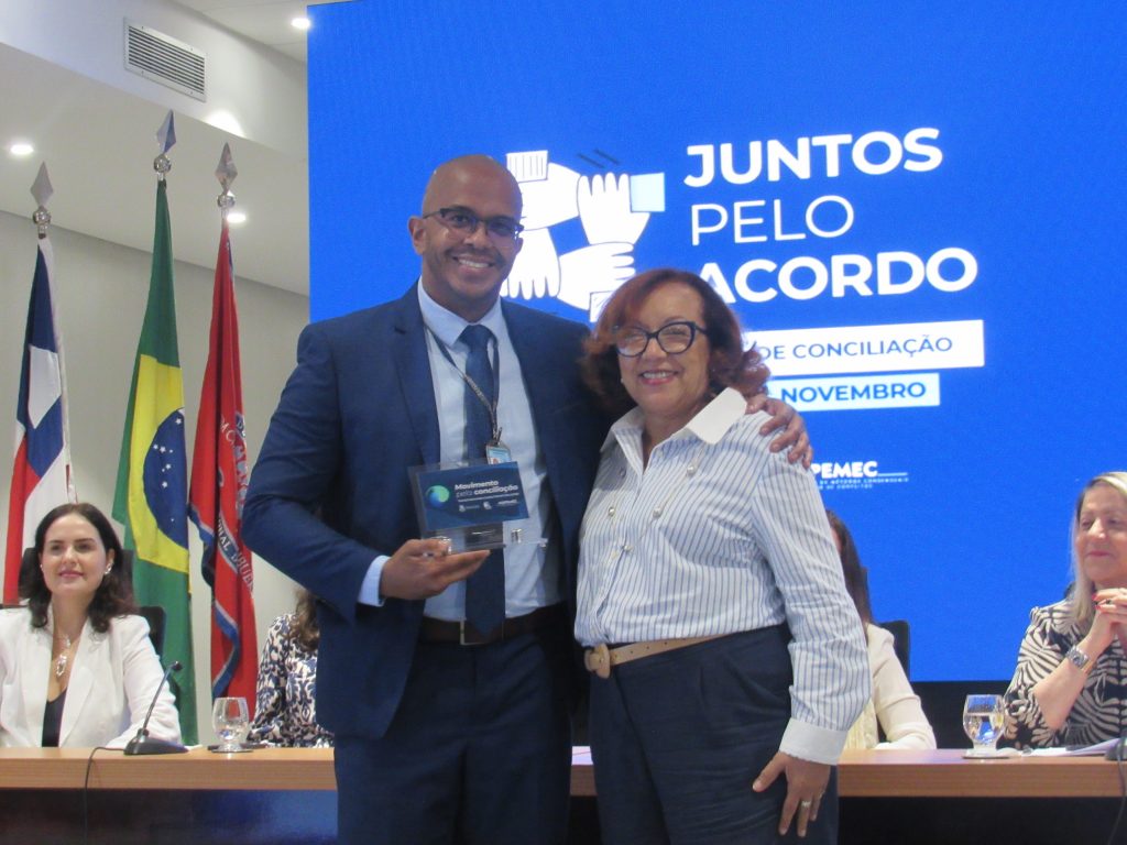 TJBA inicia Semanas de Conciliação; evento de abertura é marcado por premiação e assinatura de termo    