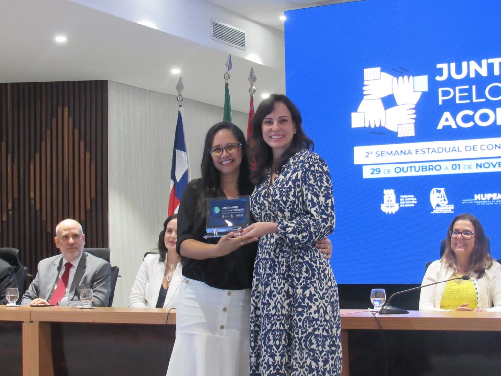 TJBA inicia Semanas de Conciliação; evento de abertura é marcado por premiação e assinatura de termo    