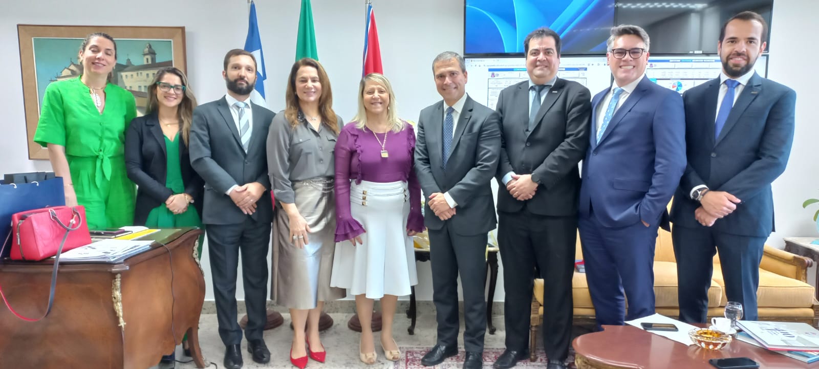 Diretoria do BRB faz visita institucional ao TJBA    