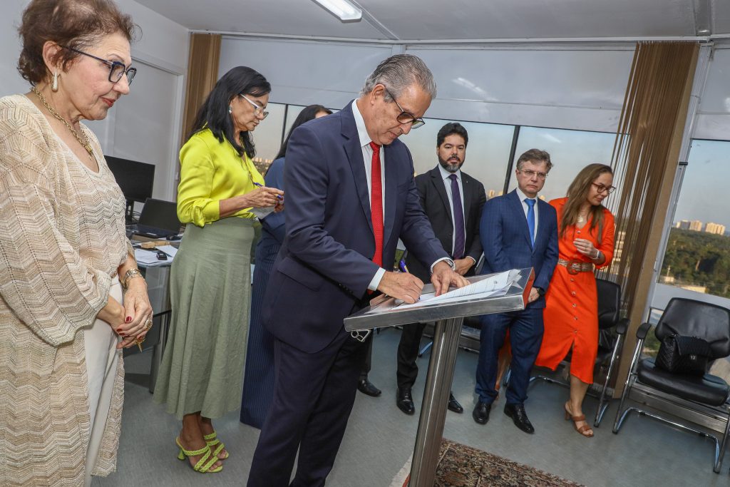 TJBA celebra parceria com o TRE-BA e amplia o alcance do Projeto Conecta Justiça, que disponibiliza internet e serviços gratuitos para o cidadão  