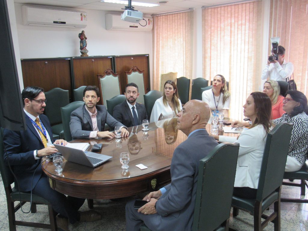 TJBA amplia parceria com a Neoenergia Coelba e leva eficiência energética para Dias d'Ávila, Amargosa, Entre Rios e Inhambupe    