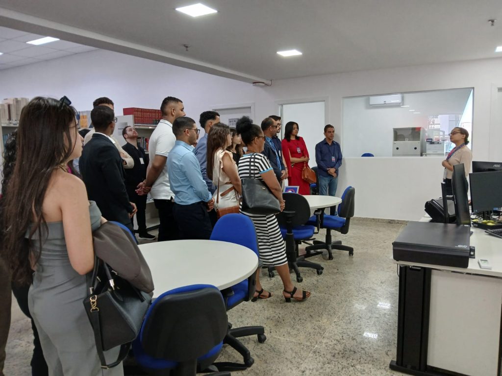 Projeto Conhecendo o Judiciário recebe estudantes da Unifamec, da Uninassau e da Unex   