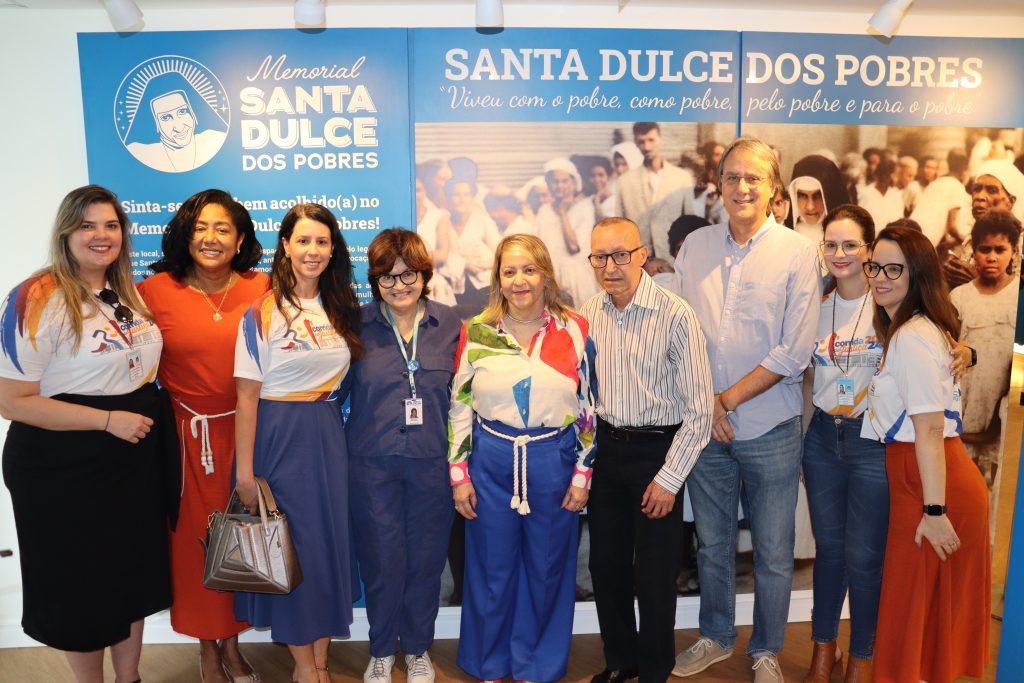 Presidente do TJBA entrega mais de 2 toneladas de alimentos na sede das Obras Sociais Irmã Dulce e reforça o valor da solidariedade