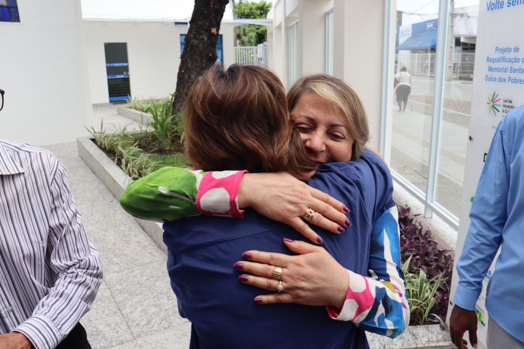 Presidente do TJBA entrega mais de 2 toneladas de alimentos na sede das Obras Sociais Irmã Dulce e reforça o valor da solidariedade