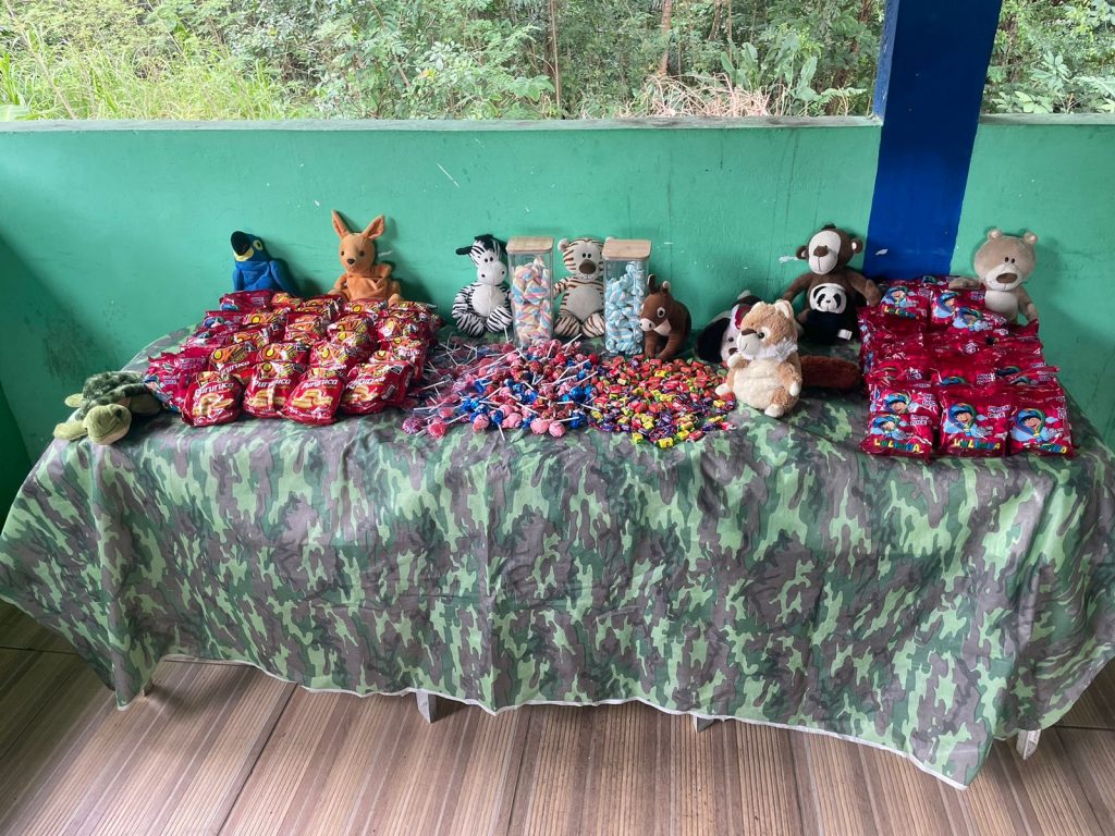 TJBA proporciona a crianças de casas de acolhimento visita à Companhia de Polícia de Proteção Ambiental     