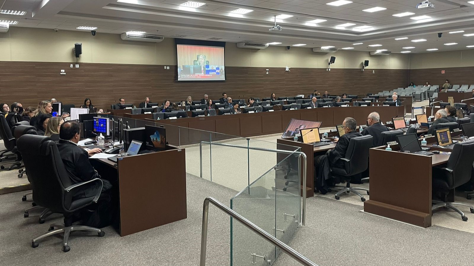 Tribunal Pleno forma listas tríplices de acesso ao cargo de Desembargador para o TJBA e o TRE-BA; mudanças no Regimento Interno são aprovadas   