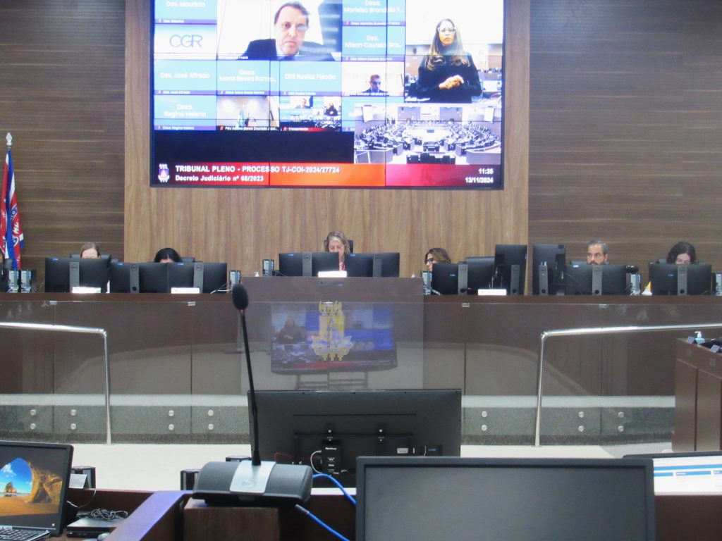 Tribunal Pleno forma listas tríplices de acesso ao cargo de Desembargador para o TJBA e o TRE-BA; mudanças no Regimento Interno são aprovadas   