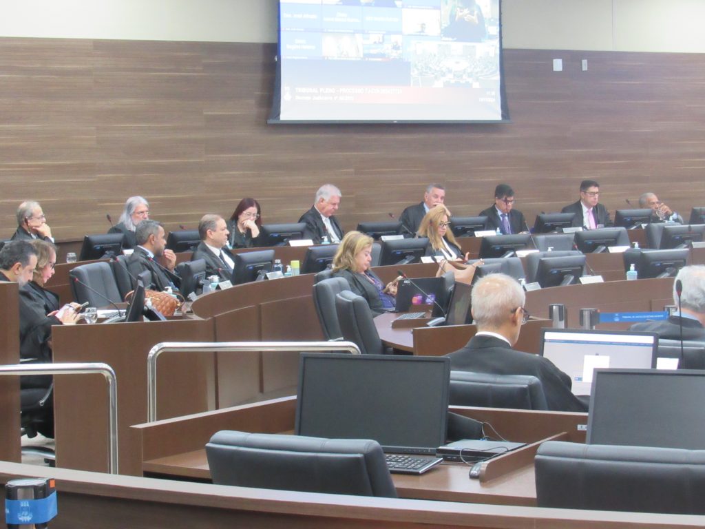 Tribunal Pleno forma listas tríplices de acesso ao cargo de Desembargador para o TJBA e o TRE-BA; mudanças no Regimento Interno são aprovadas   