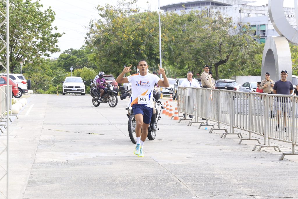 1ª Corrida da Justiça proporciona momento de lazer e confraternização; mais de 2 toneladas de alimentos foram arrecadadas     