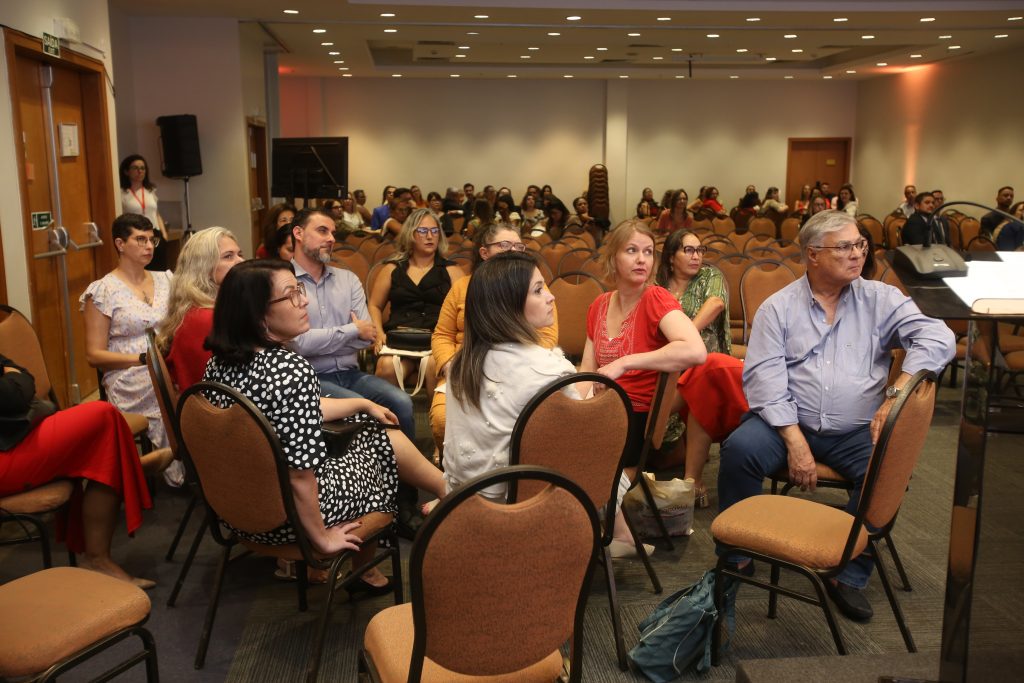 Fonavid 2024: terceiro dia reflete sobre a qualificação do acesso à justiça para mulheres vítimas de violência doméstica    