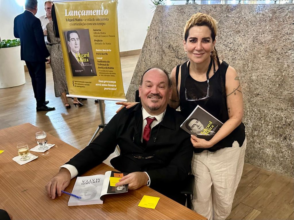 Biografia de Edgard Matta, componente do “trio de ouro” do júri da Bahia, é lançada no TJBA    
