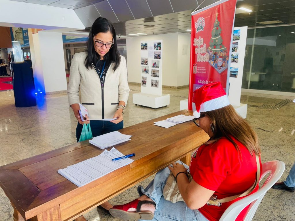 Programação de Natal do TJBA inclui feira, Papai Noel dos Correios e Encontro de Corais