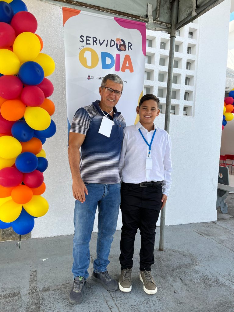 Projeto "Servidor por 1 Dia" promove inclusão e integração no Fórum de Jitaúna   