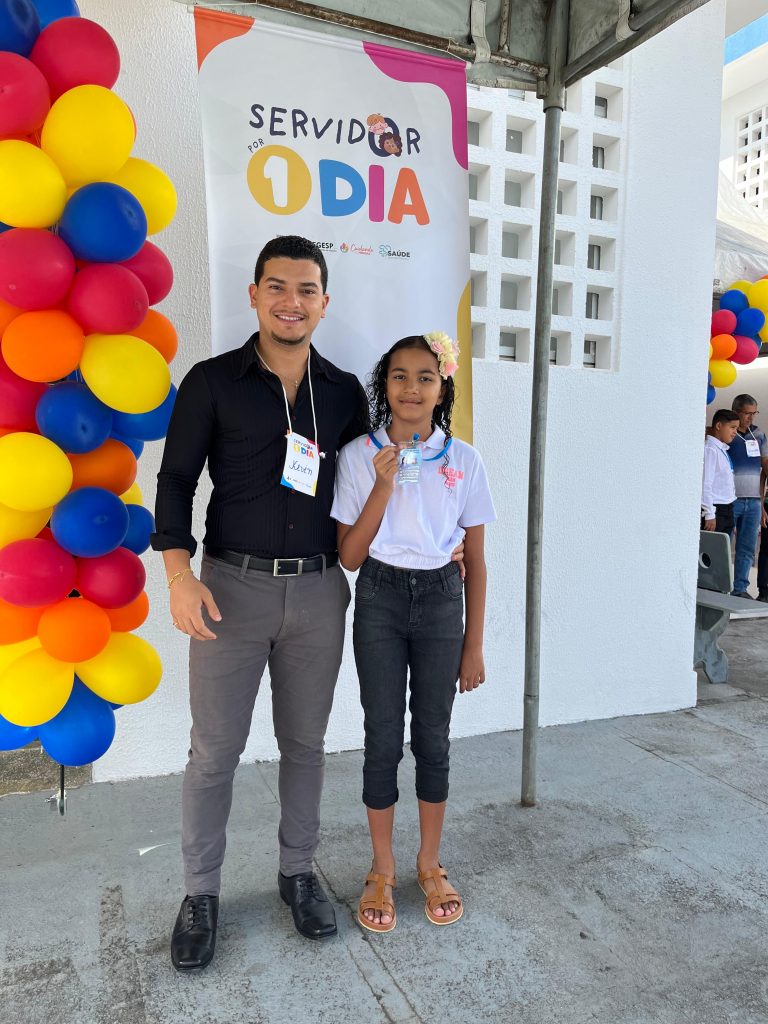 Projeto "Servidor por 1 Dia" promove inclusão e integração no Fórum de Jitaúna   