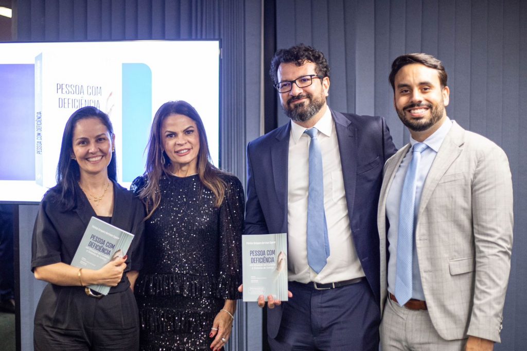 Juíza Patrícia Cerqueira lança o livro “Pessoa com Deficiência em Situação de Curatela e Sistema de Justiça” no STF    