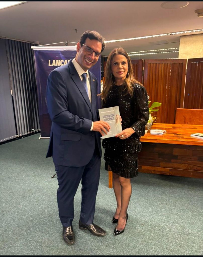 Juíza Patrícia Cerqueira lança o livro “Pessoa com Deficiência em Situação de Curatela e Sistema de Justiça” no STF    