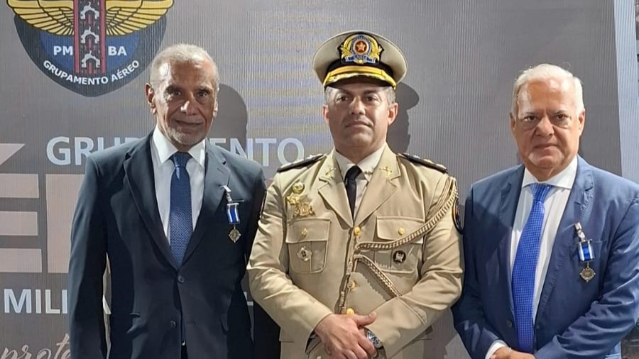 Desembargadores e Policiais do TJBA são homenageados em cerimônia de 18 anos do Grupamento Aéreo da PMBA    