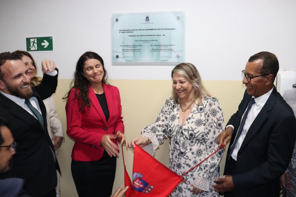 Desembargadora Presidente Cynthia Resende instala 2ª Vara Criminal de Santo Antônio de Jesus   
