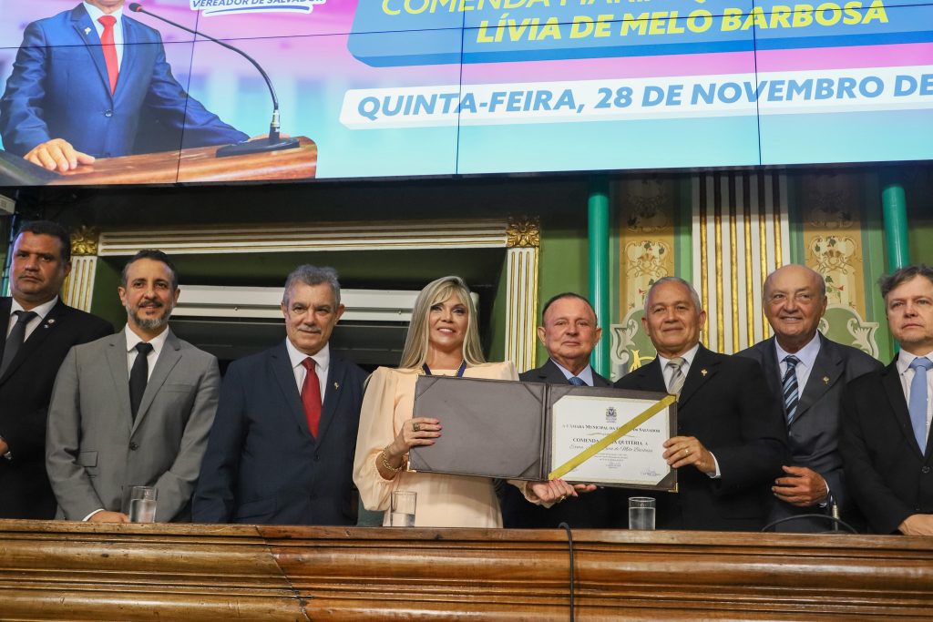 TJBA prestigia Juíza agraciada com a Comenda Maria Quitéria