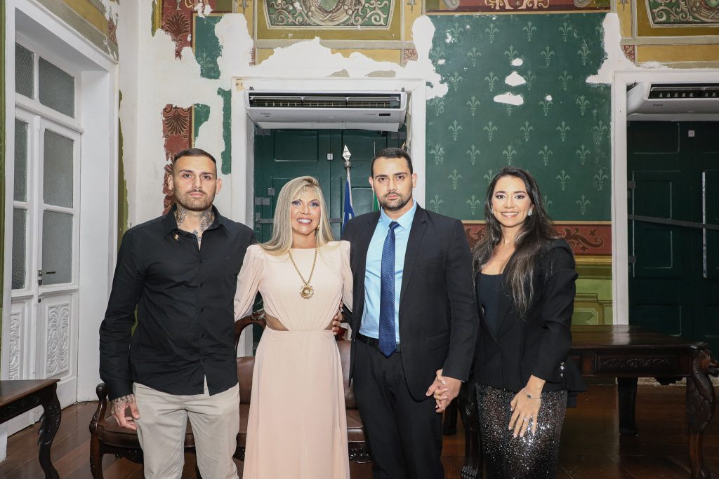 TJBA prestigia Juíza agraciada com a Comenda Maria Quitéria