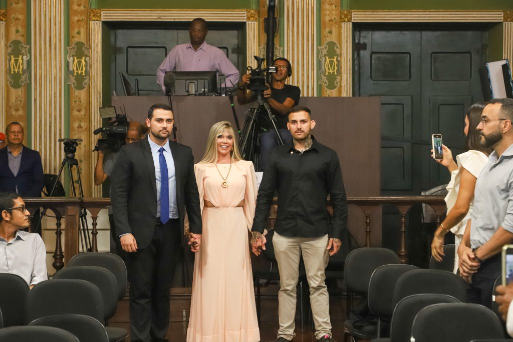 TJBA prestigia Juíza agraciada com a Comenda Maria Quitéria