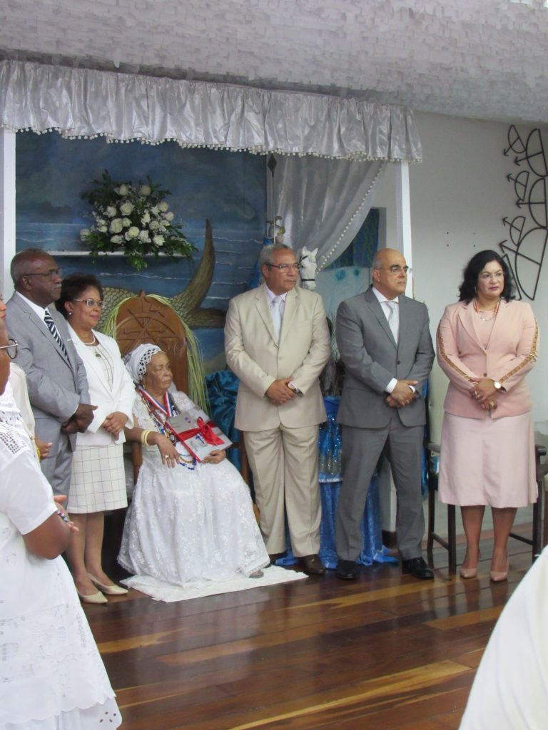 Galeria de Fotos - TJBA entrega Medalha dos 410 anos à Mãe Carmen e pede perdão por injustiças cometidas no passado  