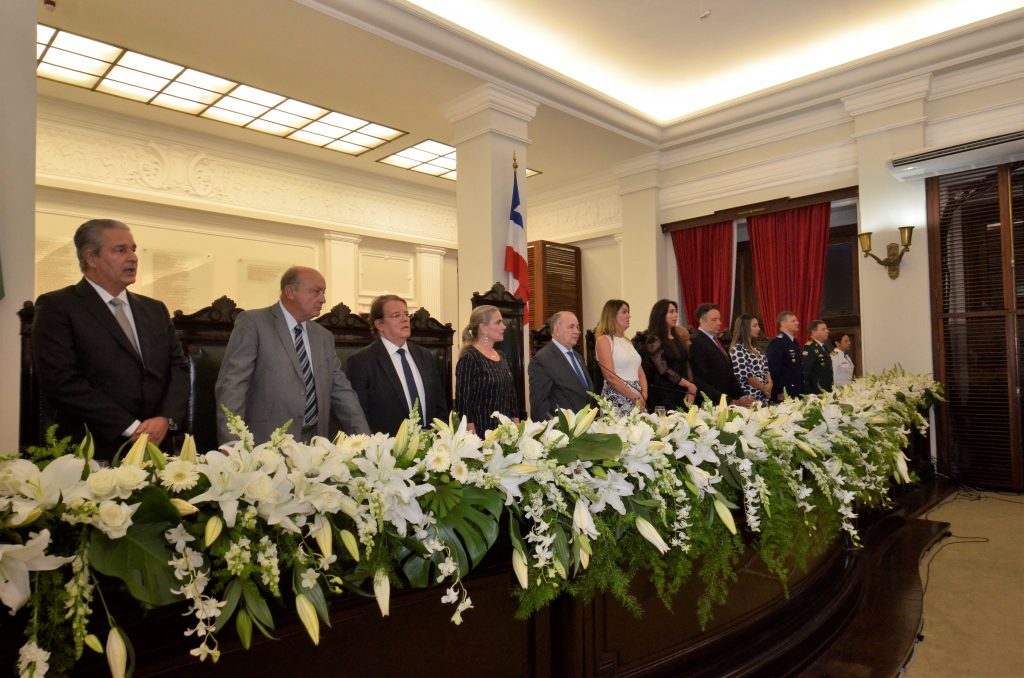 Galeria de Fotos - Inauguração de Monumento e lançamento de livro marcam as comemorações ao Fórum e ao Jurista Ruy Barbosa  