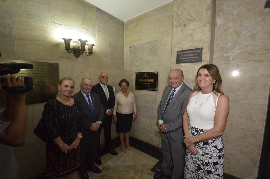 Galeria de Fotos - Inauguração de Monumento e lançamento de livro marcam as comemorações ao Fórum e ao Jurista Ruy Barbosa  