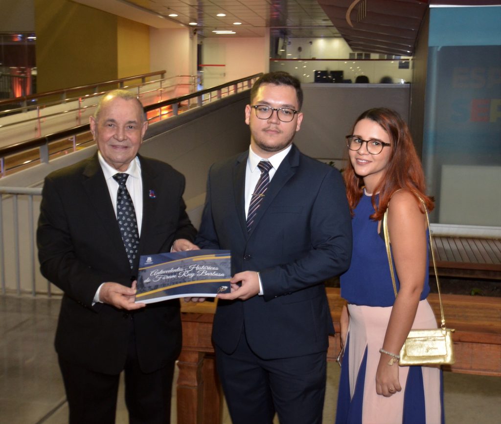 Galeria de Fotos - Inauguração de Monumento e lançamento de livro marcam as comemorações ao Fórum e ao Jurista Ruy Barbosa  